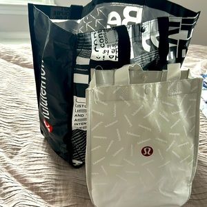 Lulu lemon large and small reusable bags